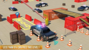 SUV警车停车场游戏安卓版下载 v1.3 screenshot 1